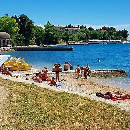 Ruza - Comfortable 2 Bedrooms Daire Zadar