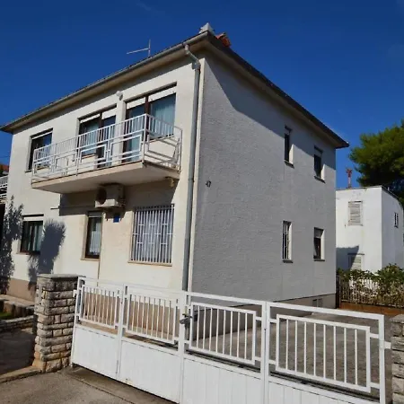 아파트 Ruza - Comfortable 2 Bedrooms