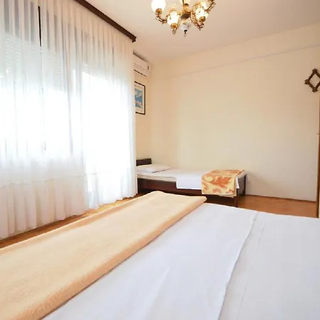 Ruza - Comfortable 2 Bedrooms 아파트 자다르